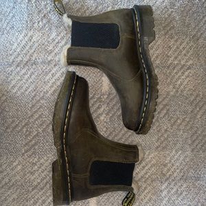 Doc Marten Chelsea Boots